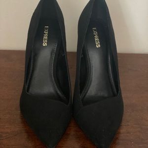 Express pointy toe pumps. New, never worn. Size 7.